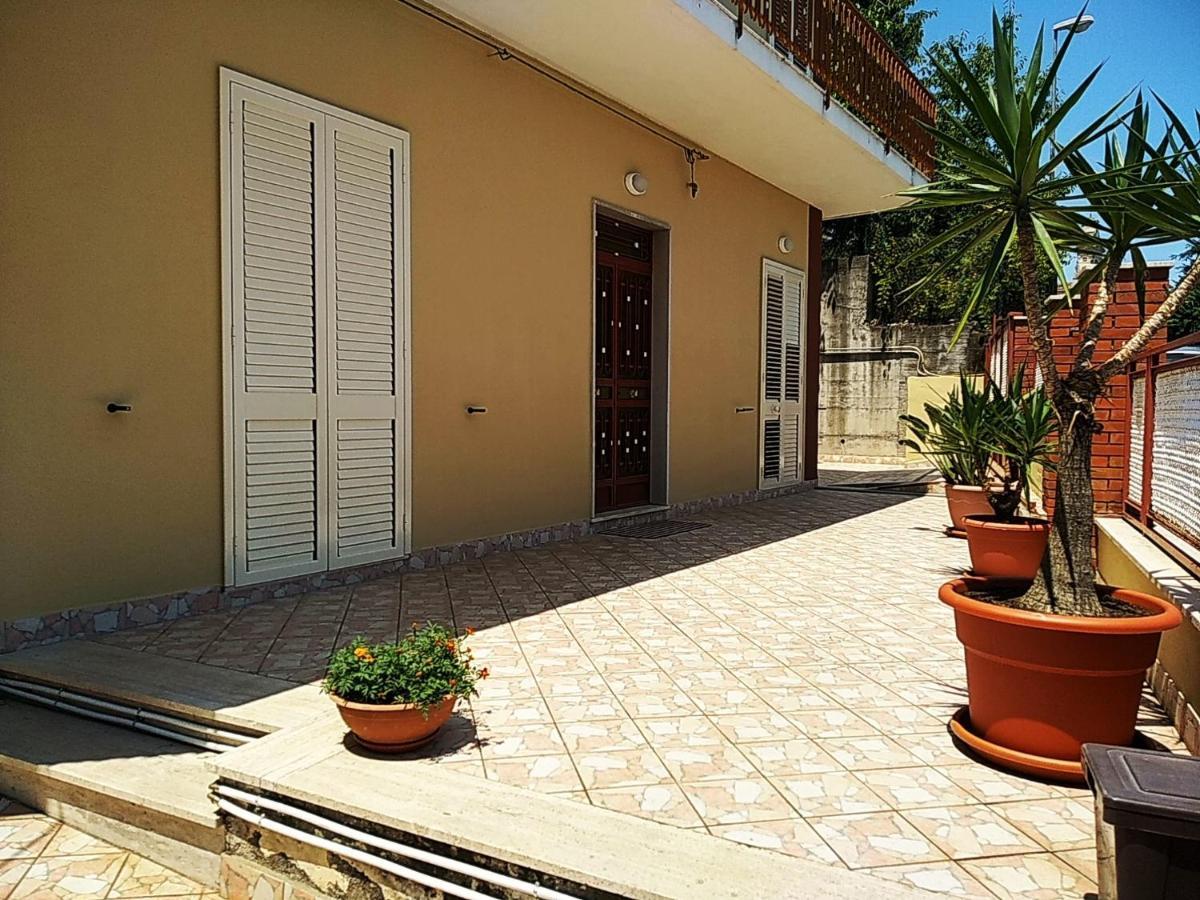 Casa Del Bosco Apartamento Milo Exterior foto